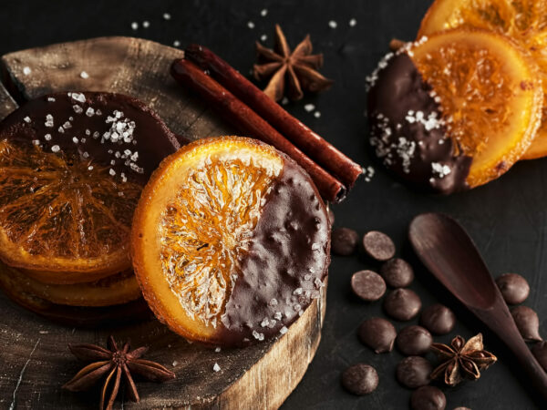 Schokolade und Orangenbonbons